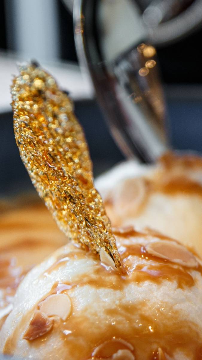 L'île flottante, caramel beurre salé et crème anglaise