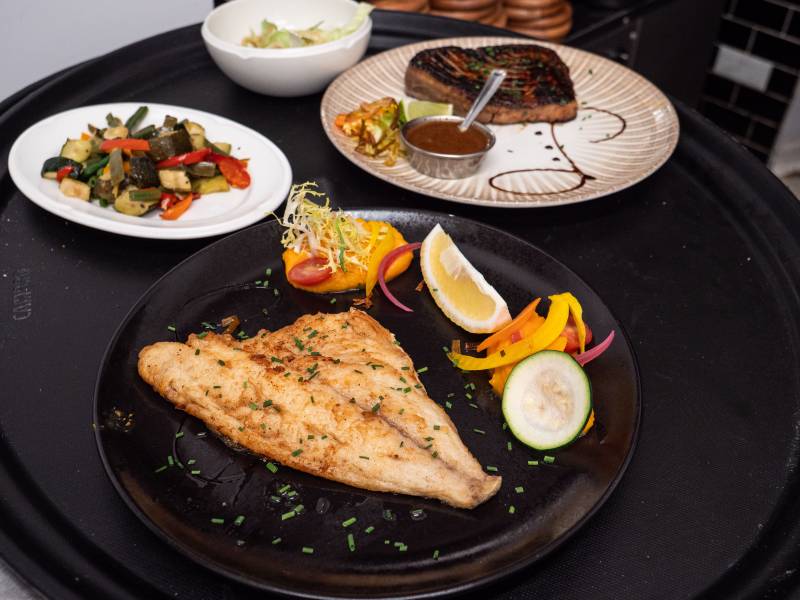 Le filet de daurade meunière et son crémeux d'agrume